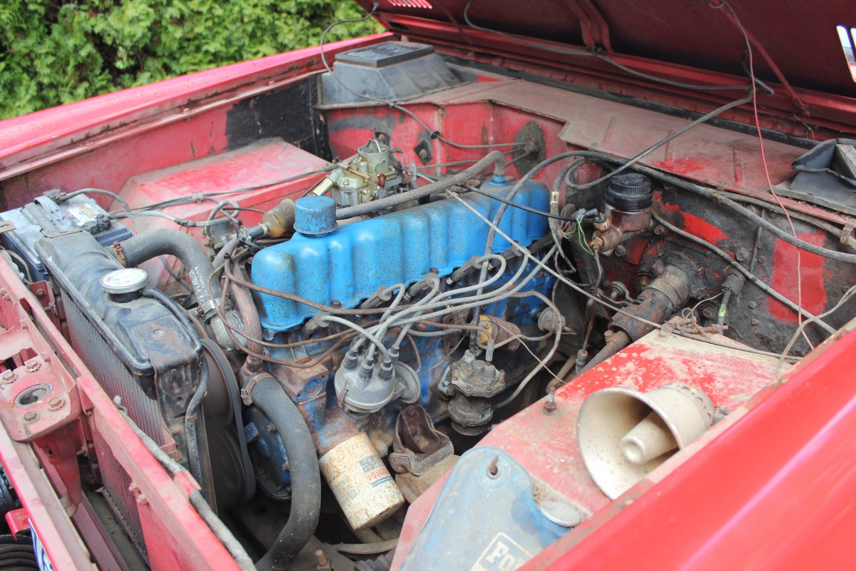 bronco engine.JPG