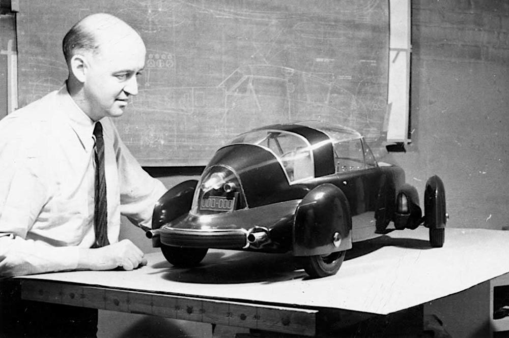Buehrig with model.jpg