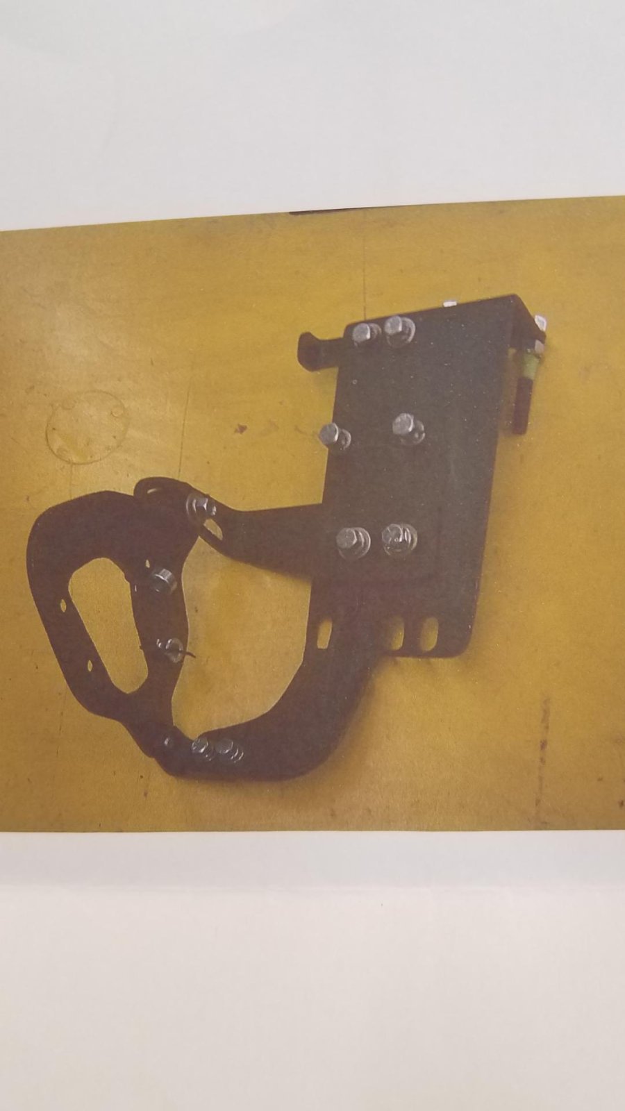 buick brackets.jpg