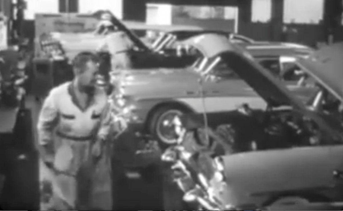 Buick Dealership 1957 10.jpg