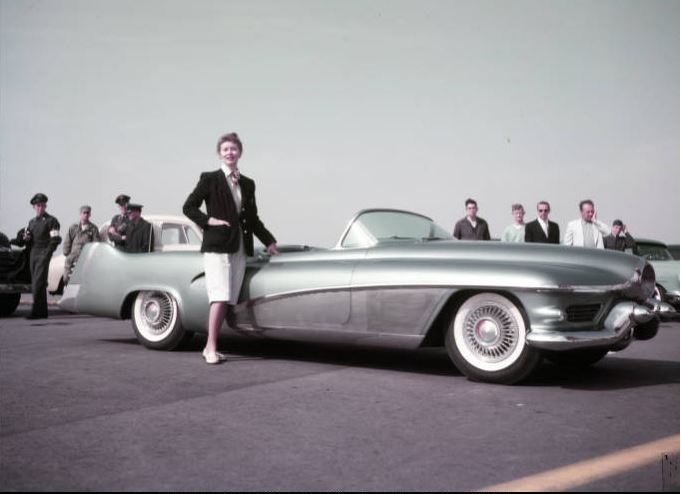 Buick.JPG