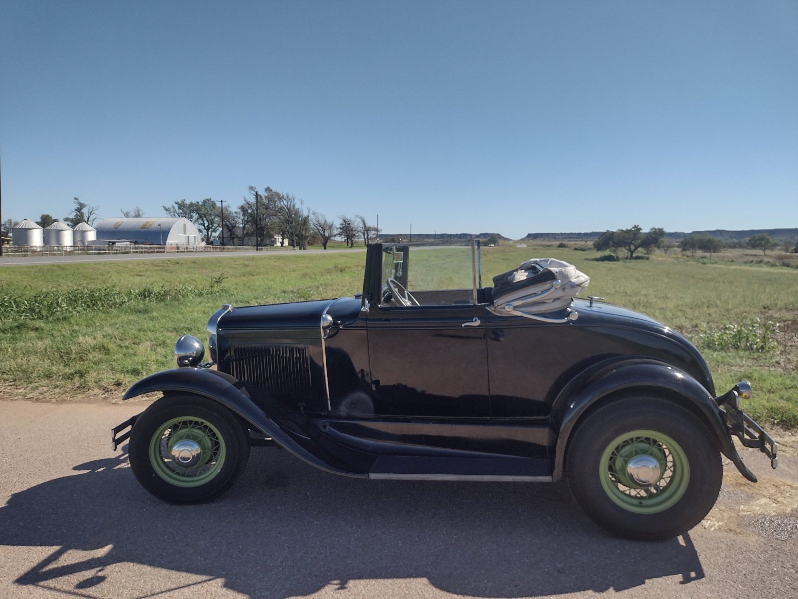 Cabby resized top down driver side.jpg