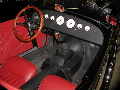 Cal V8 Spl - Dashboard.jpg