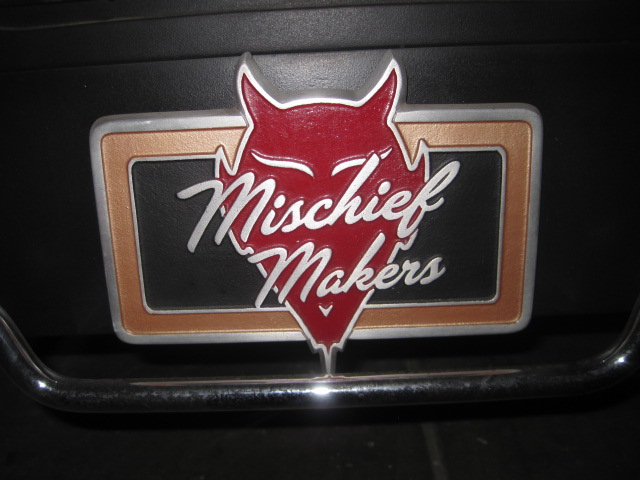 Car Club Plaques 001.JPG