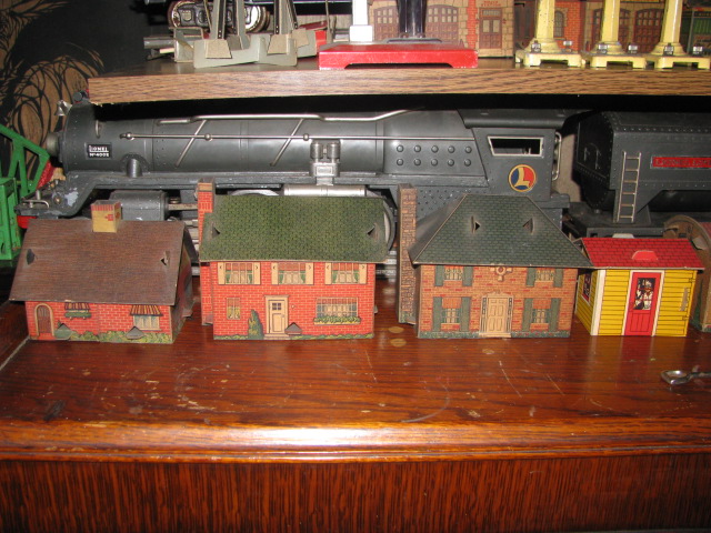 CardboardTrain&Houses 006.jpg