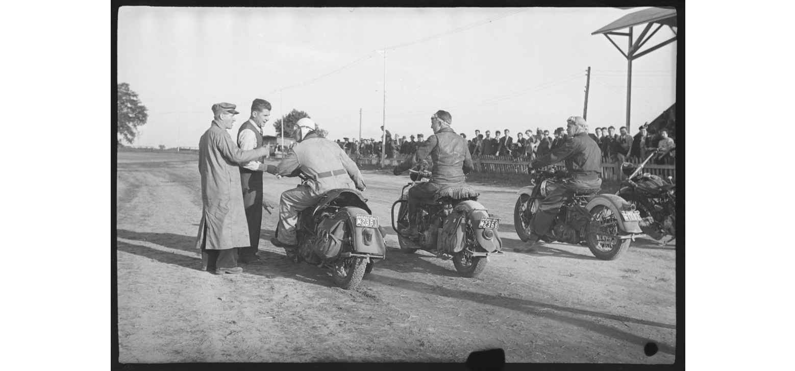Cars Five-82 Motorcycle Racing-1.png