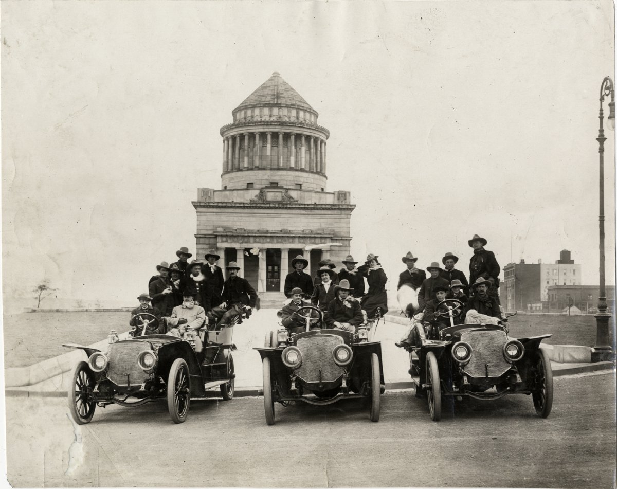 Cast members from Buffalo Bill's Wild West Show.jpg