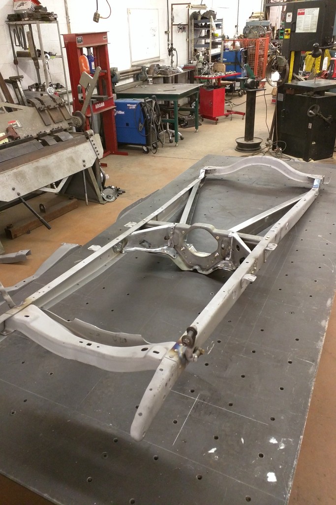 chassis with 32K and brace.jpg