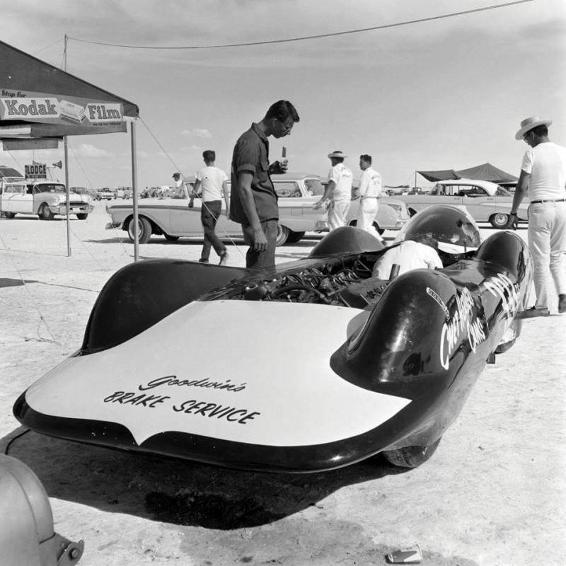 Chet Herbert's #333 streamliner.jpg