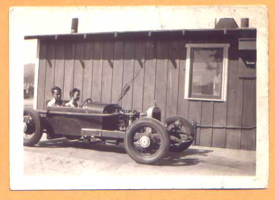 chev 25 Roadster - 1947.jpg