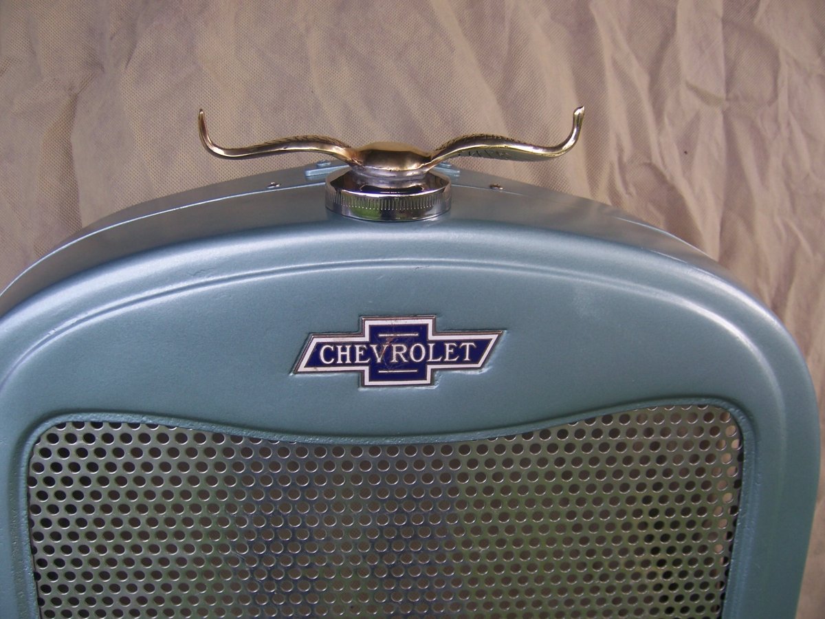 chev grill 2.JPG