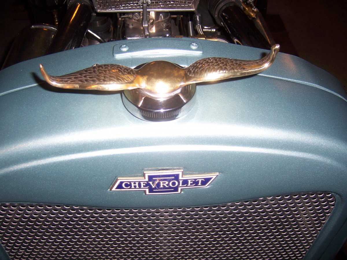 chev grill 4.JPG
