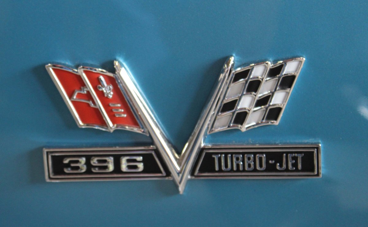 chevy-396-turbo-jet-emblem-1966-chevy-chevelle-ss-2014-09-27-lamar-dixon-classic-car-show.jpg