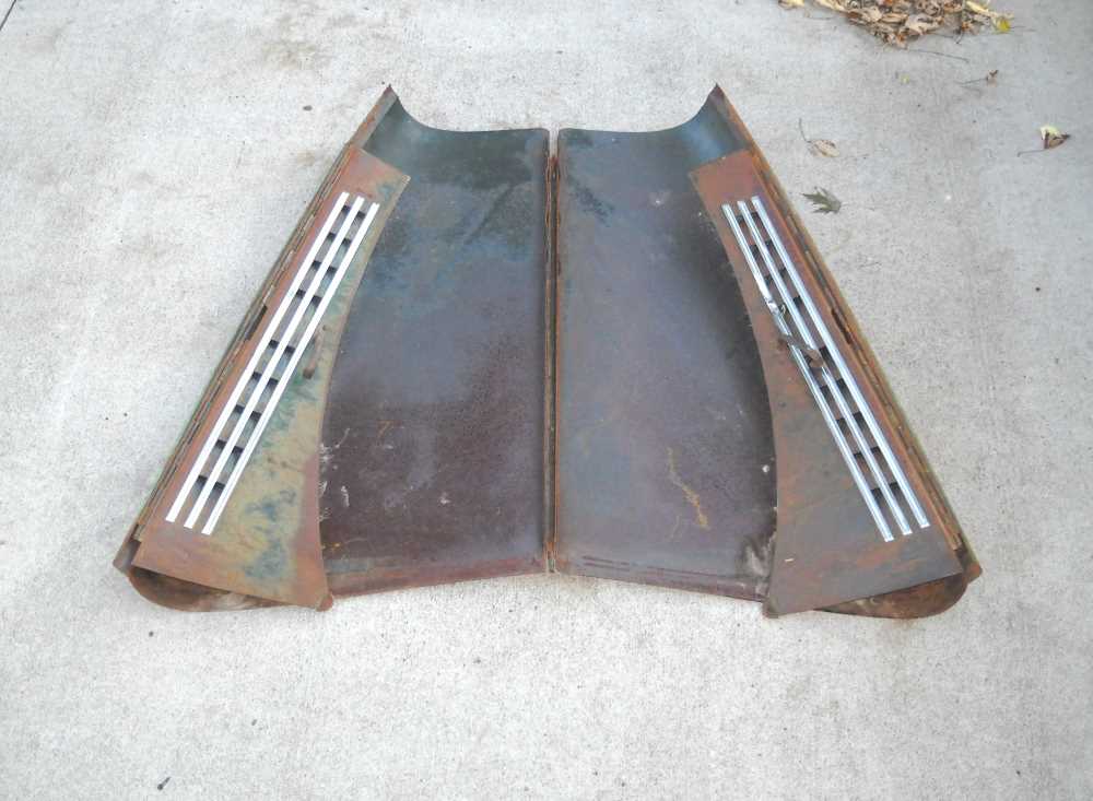 Chevy hood from DM junkyard 1.jpg