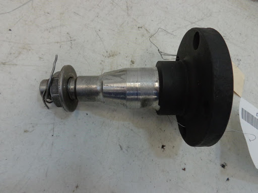 Chrysler Minivan stub axle.jpg