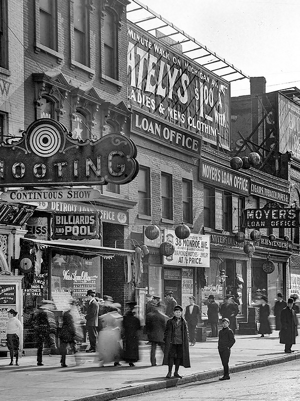 Circa 1908. Monroe Avenue, Detroit.jpg