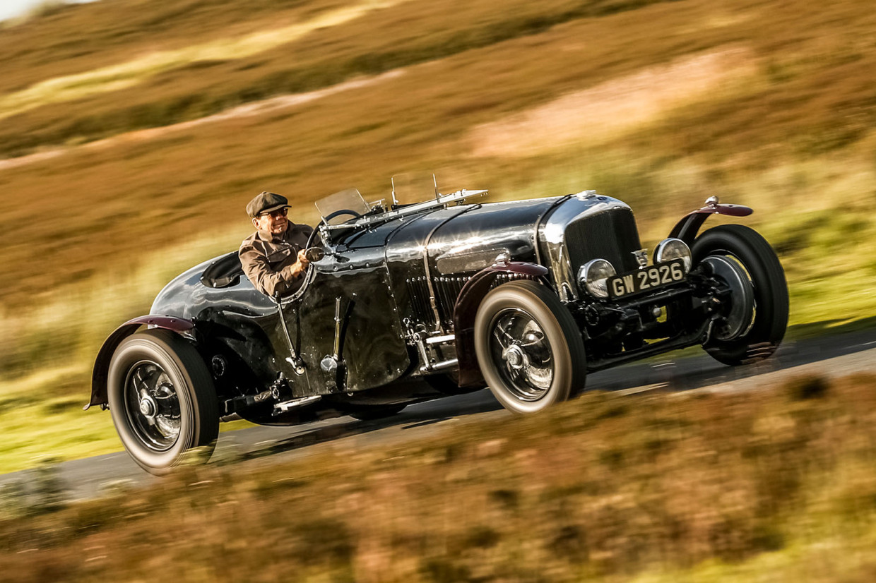 Classic-&-Sports-Car-Bentley-8-Litre-06.jpg