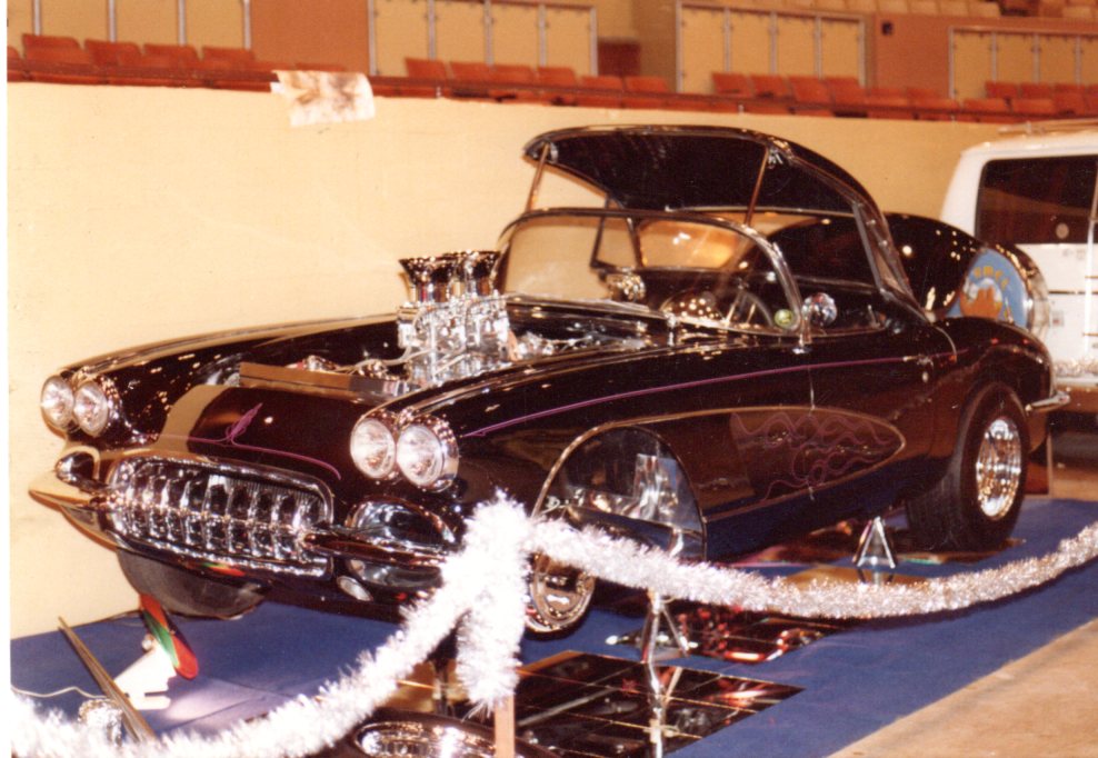 Coco's Vette 1.jpg
