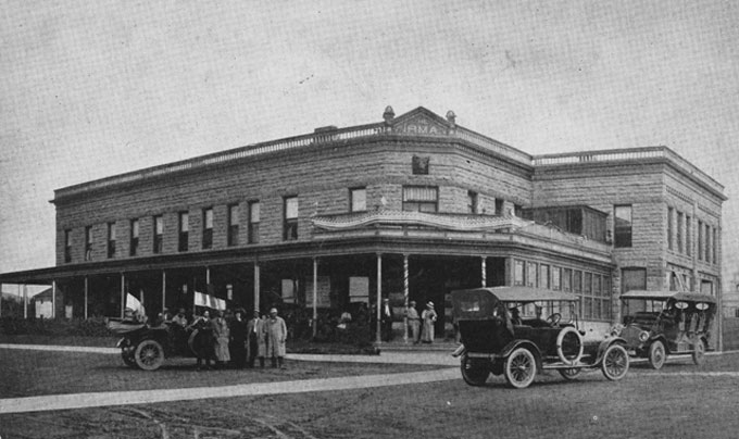 codyirmahotel.jpg
