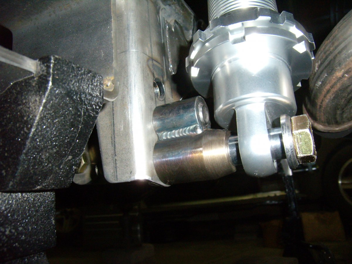 Coil shock mounts 009.JPG