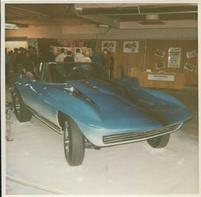 corvetteshow2.jpg