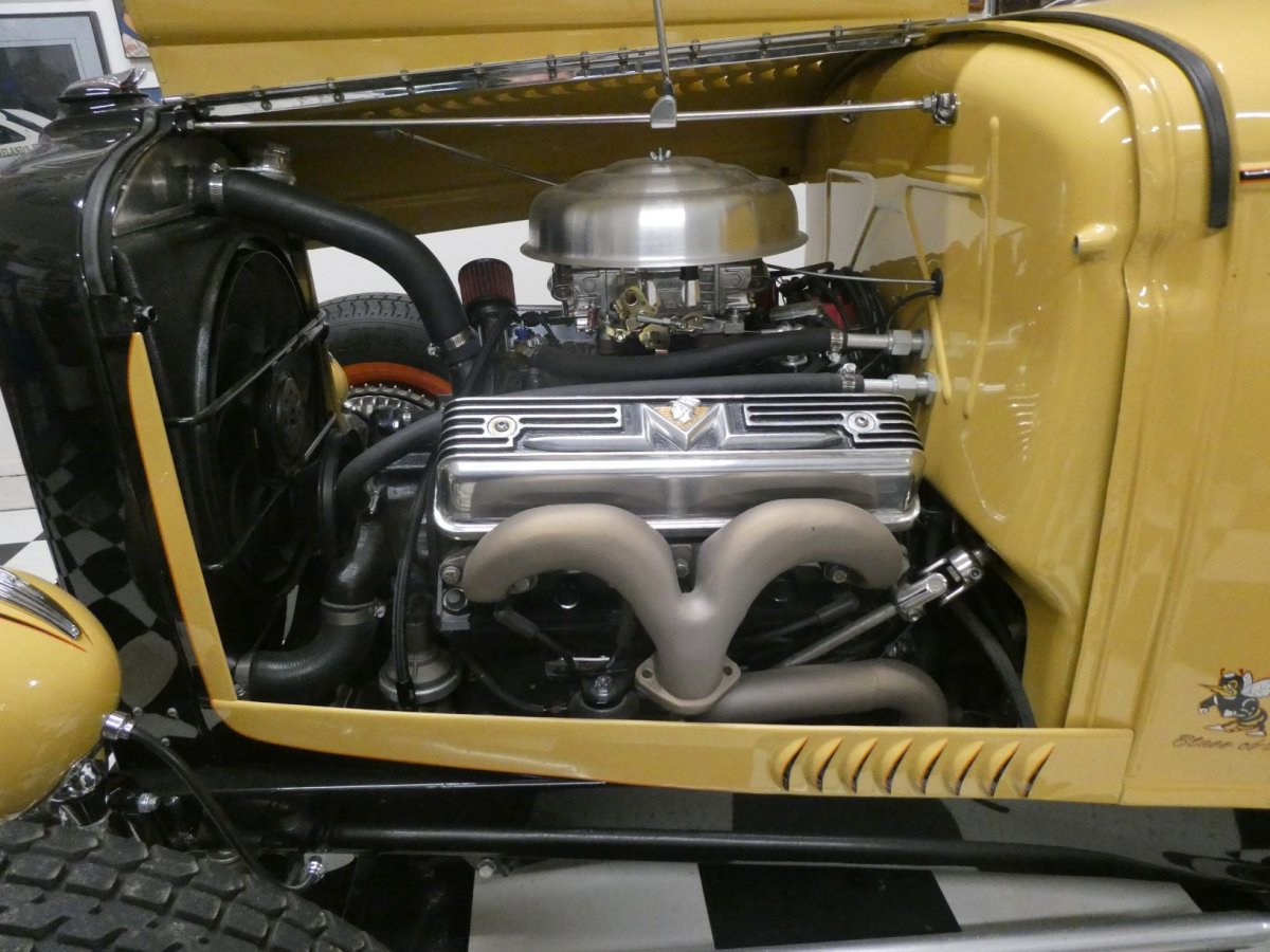 Coupe motor.JPG