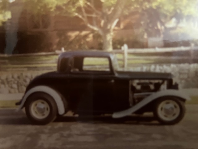 coupe rt side gray fenders no boards.jpg