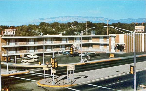 crossroads-motel-postcard.jpg