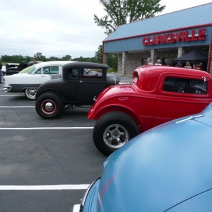 Cruise-In 2011 #1.jpg