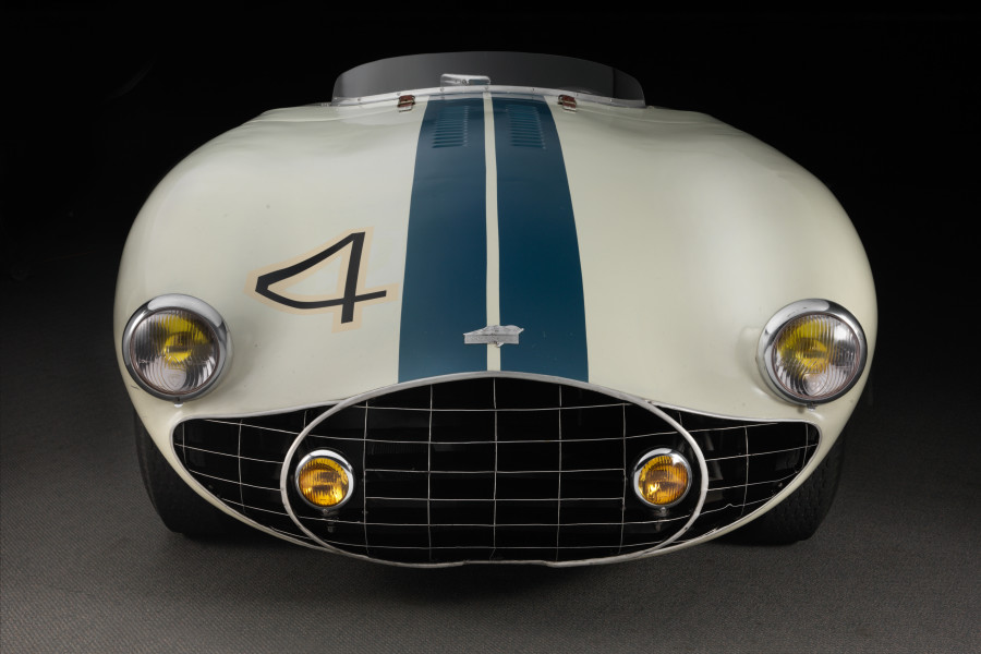 Cunningham-C5R-OA-front-900x600.jpg