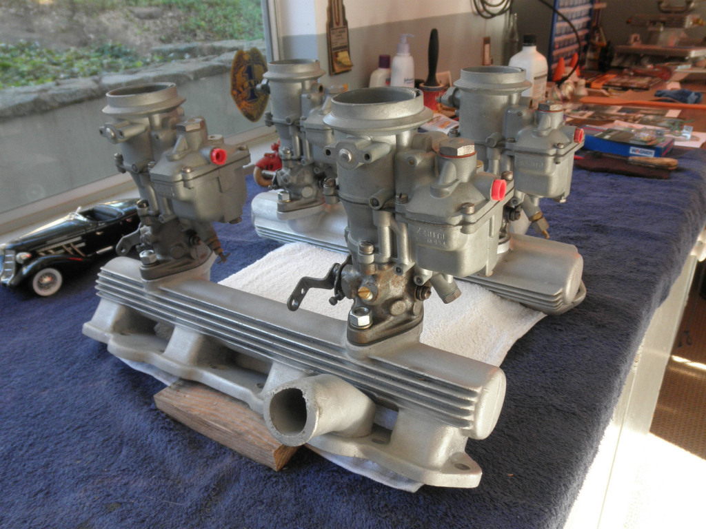 Cunningham Intake 331 354 Hemi.jpg
