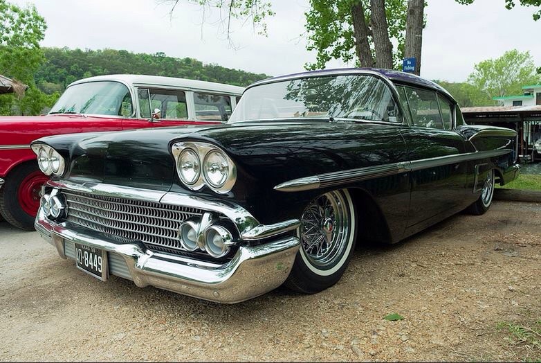 Custom Chevys (19).jpg