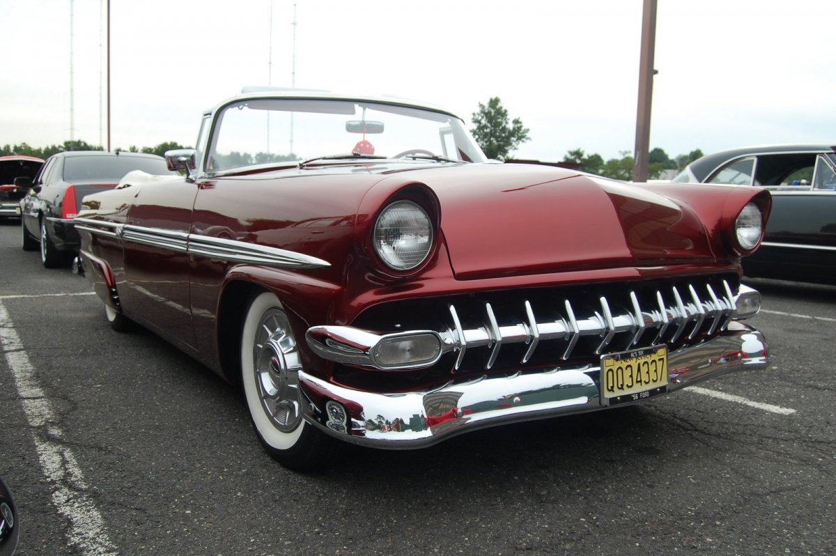Custom Ford (57).JPG