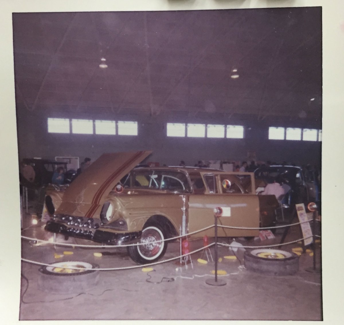 custom6.jpg