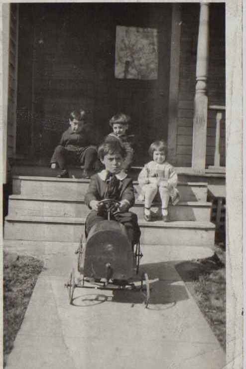 dad, marion, victor and alphonse.JPG