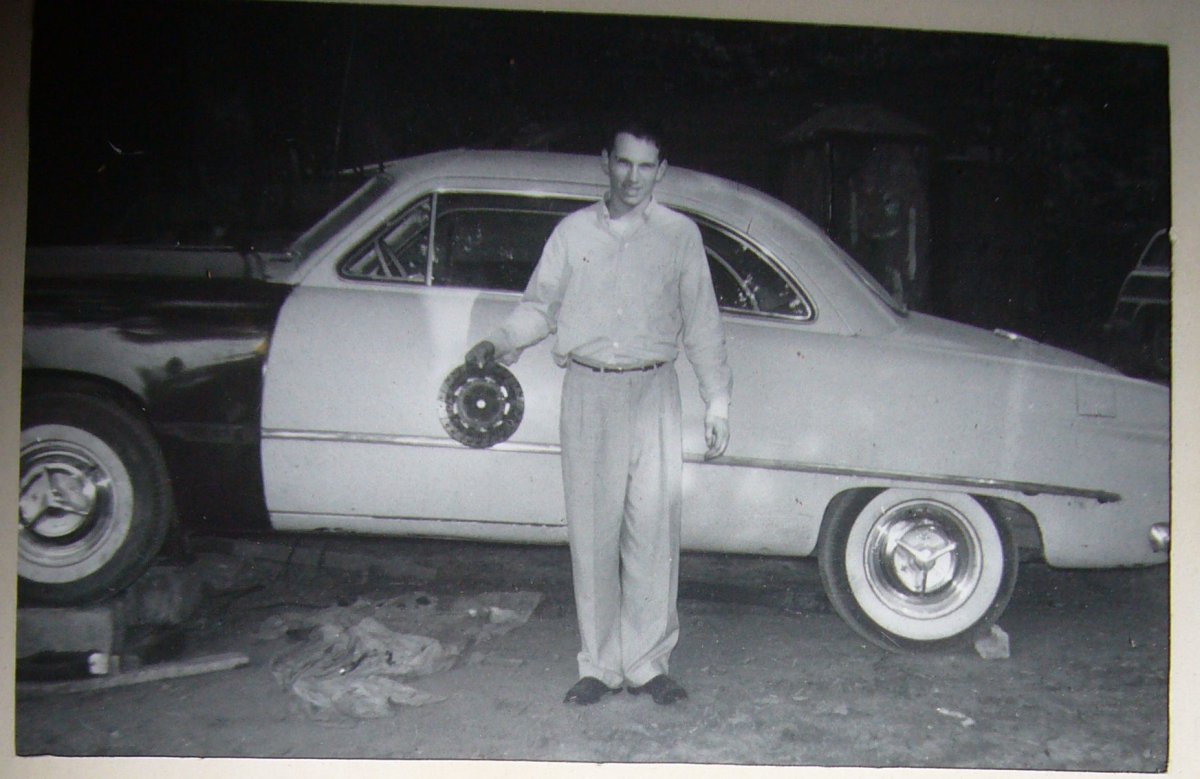 dad\'s 50 Ford.jpg