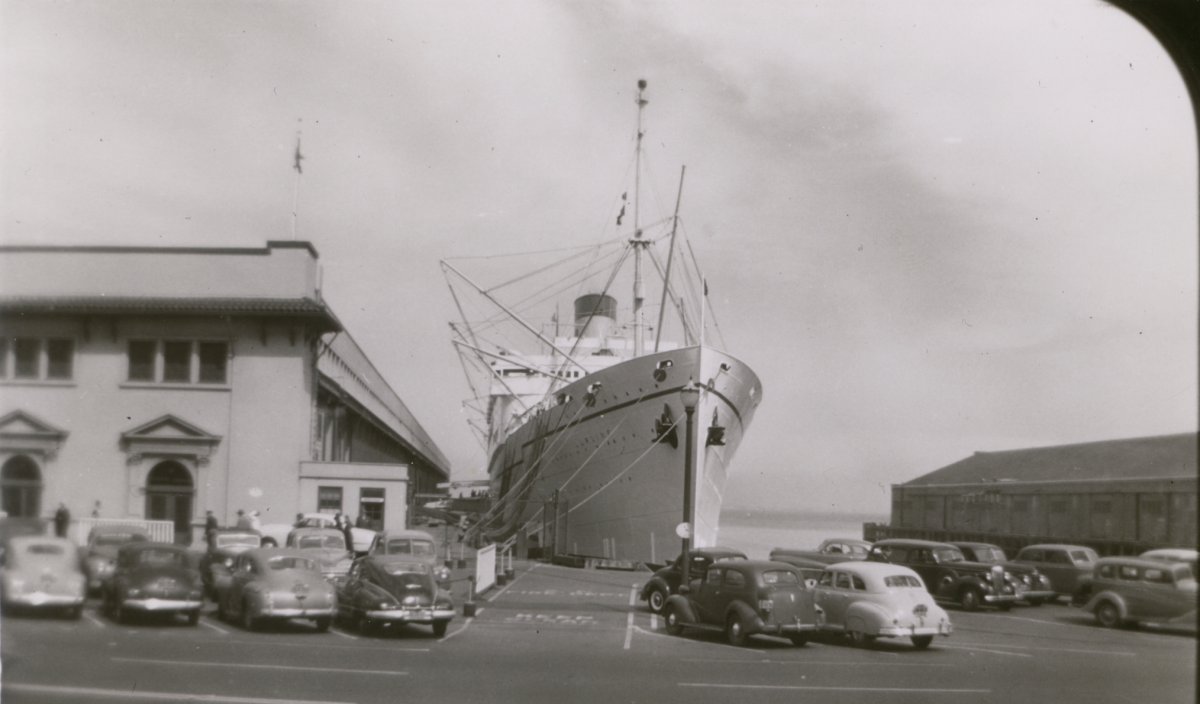 dad sf harbor 1949 1.jpg