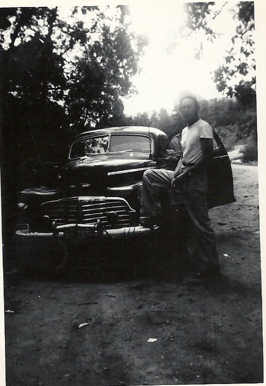 Daddaloo car, 49ish.jpg