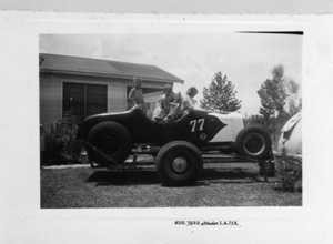 Dads roadster trailer.jpg