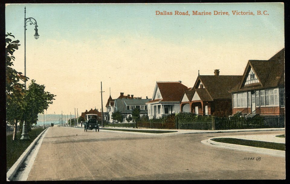 Dallas Road Marine Drive Postcard.jpg