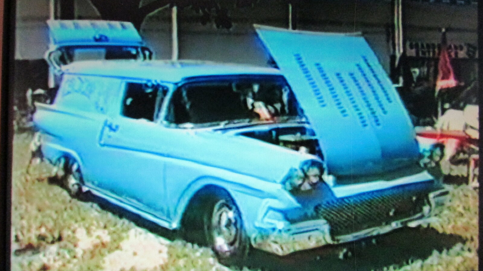 Dave and Patty Williams 58 Ford a 90LSS.JPG