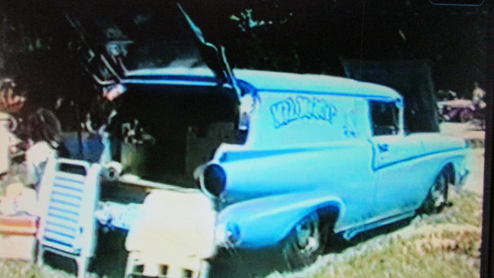 Dave and Patty Williams 58 Ford b 90LSS.JPG