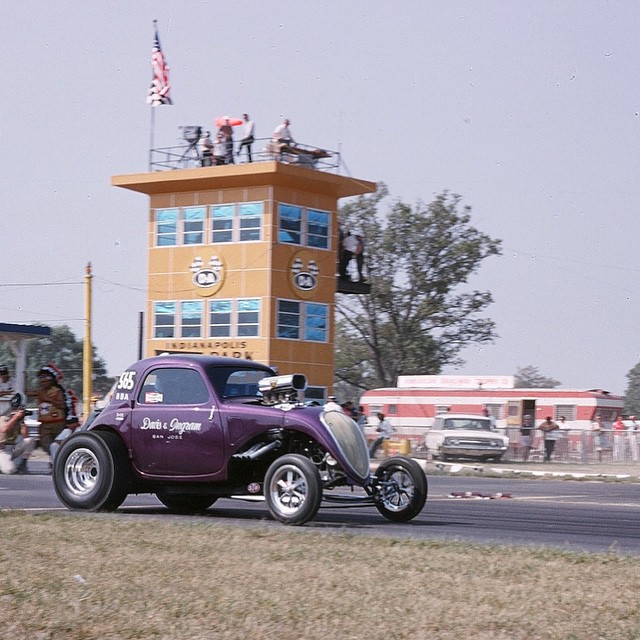 Davis Ingram Topo at Indy 1964.jpg