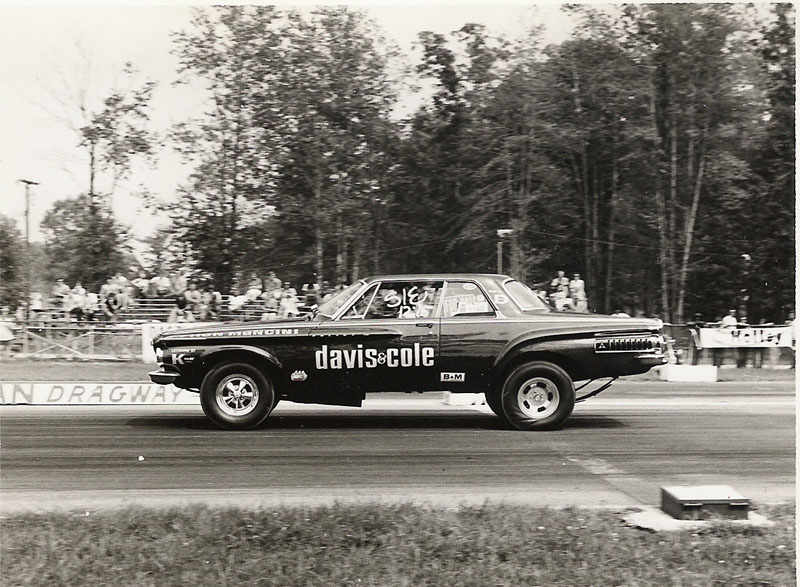 Davis_Cole62_Dodgerunning_Street_Elim1973_Milan.jpg