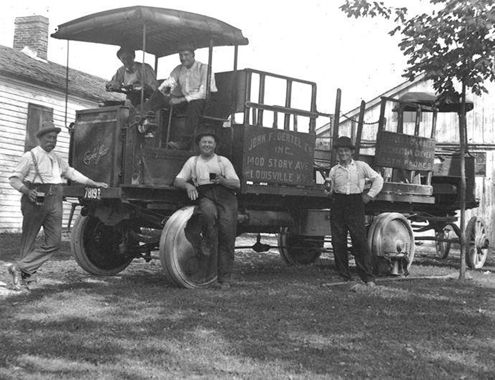 delivery-truck-1920s-3.jpg