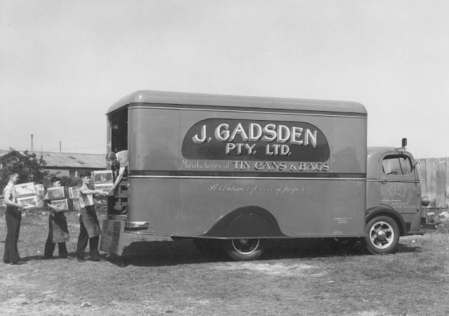 delivery-truck-1930s-14.jpg