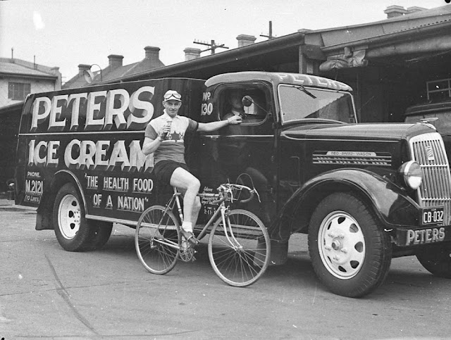 delivery-truck-1930s-21.jpg