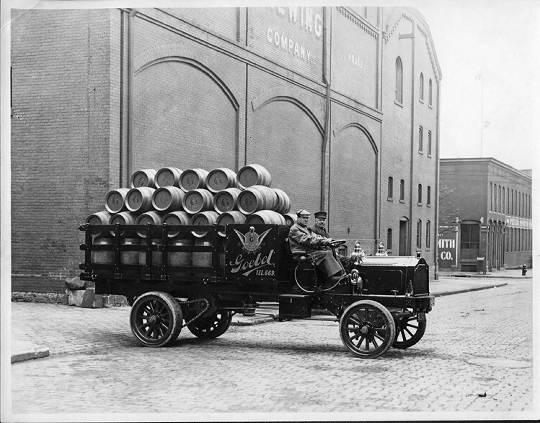 Detroit Pfeiffer & Goebel Brewery.jpg