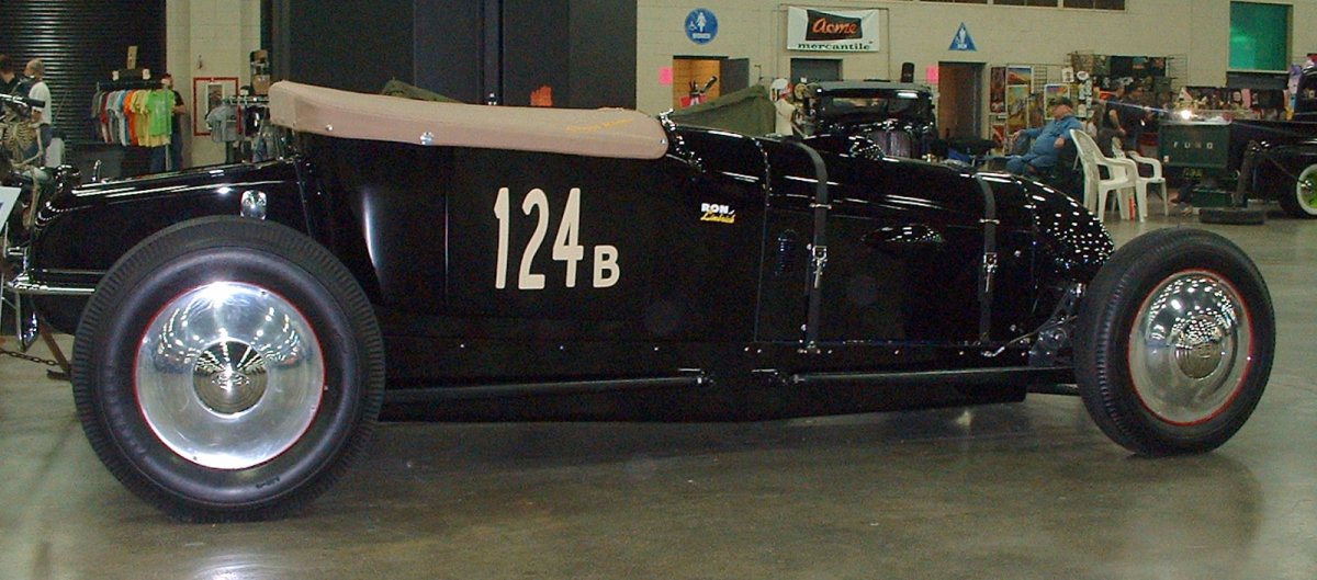 Detroit Side Profile.jpg