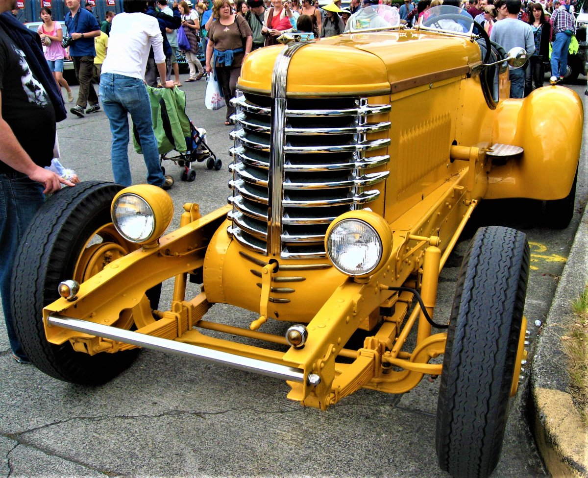 Diamond T roadster 1.JPG